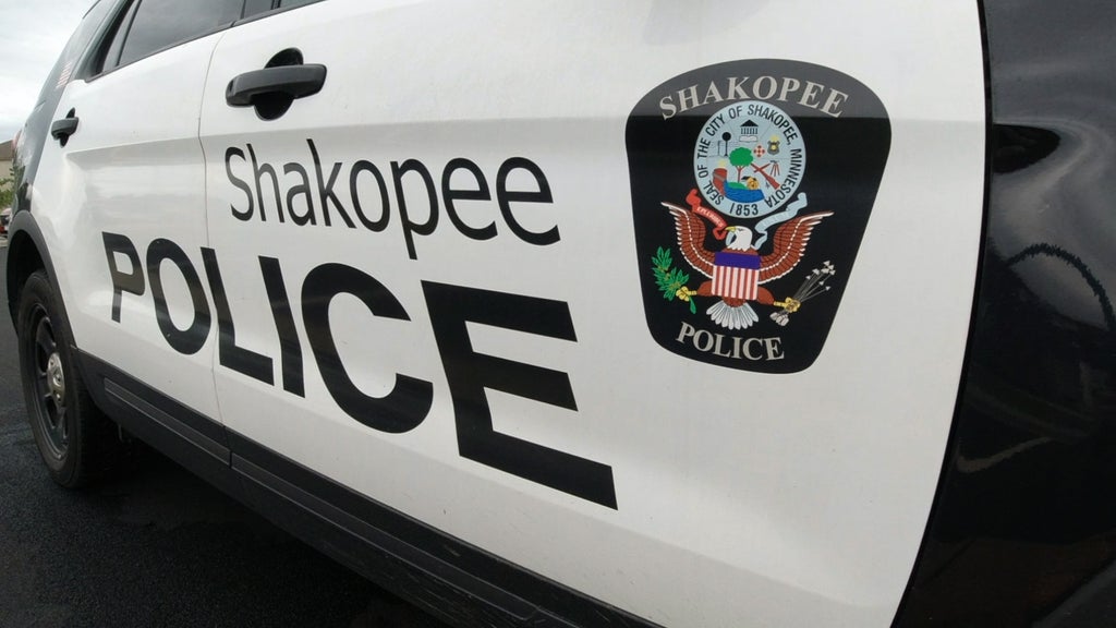 18-year-old charged with second-degree murder after Shakopee man found shot in park — WCCO / CBS Minnesota, Wayzata Community news