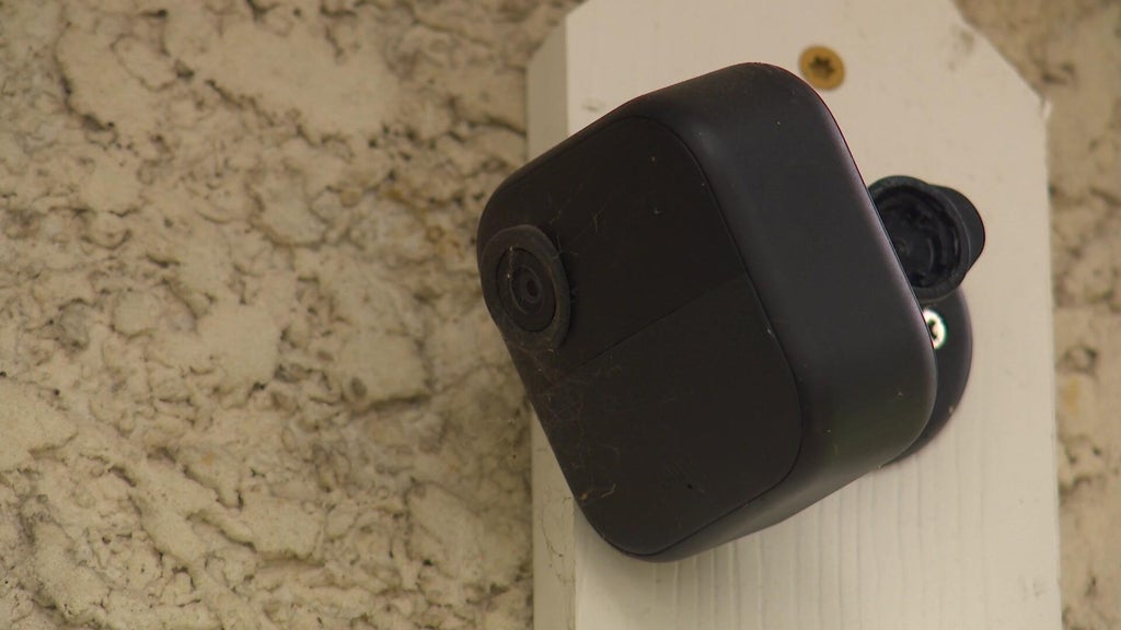 Serial Minneapolis peeping tom has long criminal history, could face more charges — WCCO / CBS Minnesota, Wayzata Community news