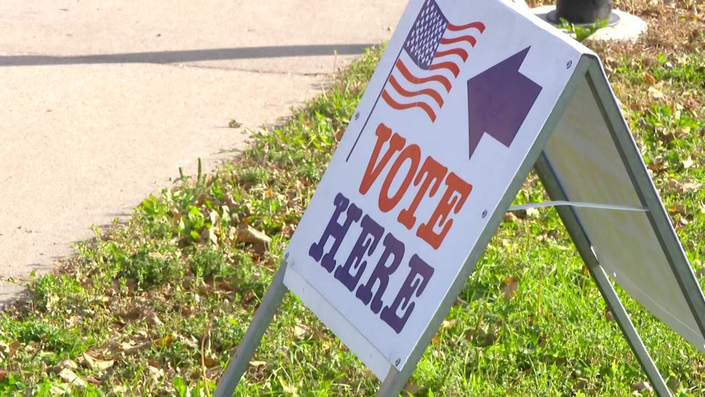 Minneapolis opens 12 pop-up early voting sites across the city ahead of Nov. 3 election — WCCO / CBS Minnesota, Wayzata Arts news