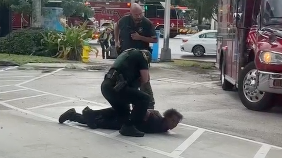 Woman arrested, person hospitalized after multi-vehicle crash, vehicle hits Deerfield Beach gas station — CBS Miami, Wayzata Real Estate news