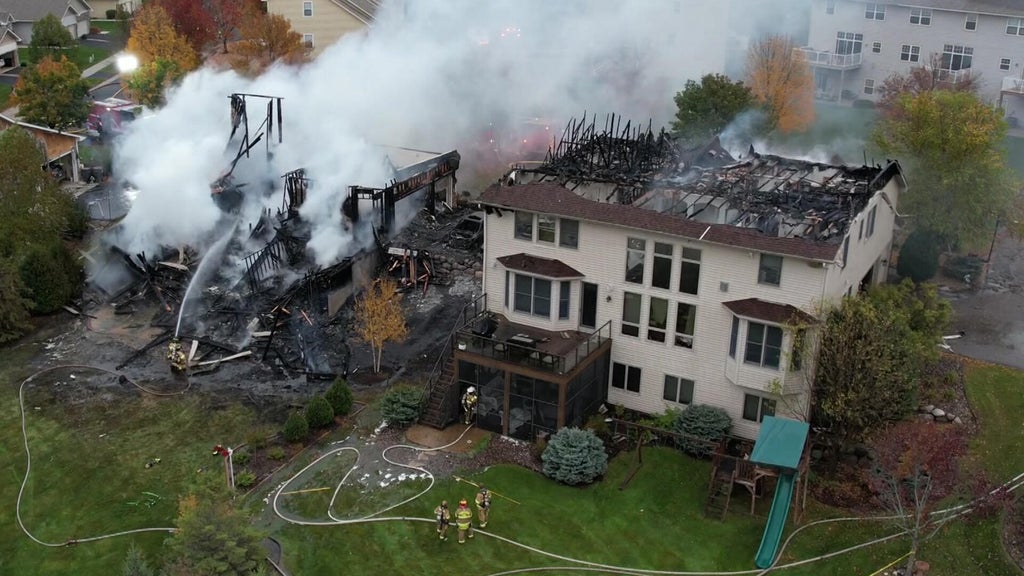 1 person unaccounted for in Victoria neighborhood fire, mayor says — WCCO / CBS Minnesota, Wayzata Real Estate news