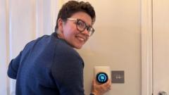 Before you crank up the thermostat, try these tips to keep your house warmer for longer — BBC Business, Wayzata Business news