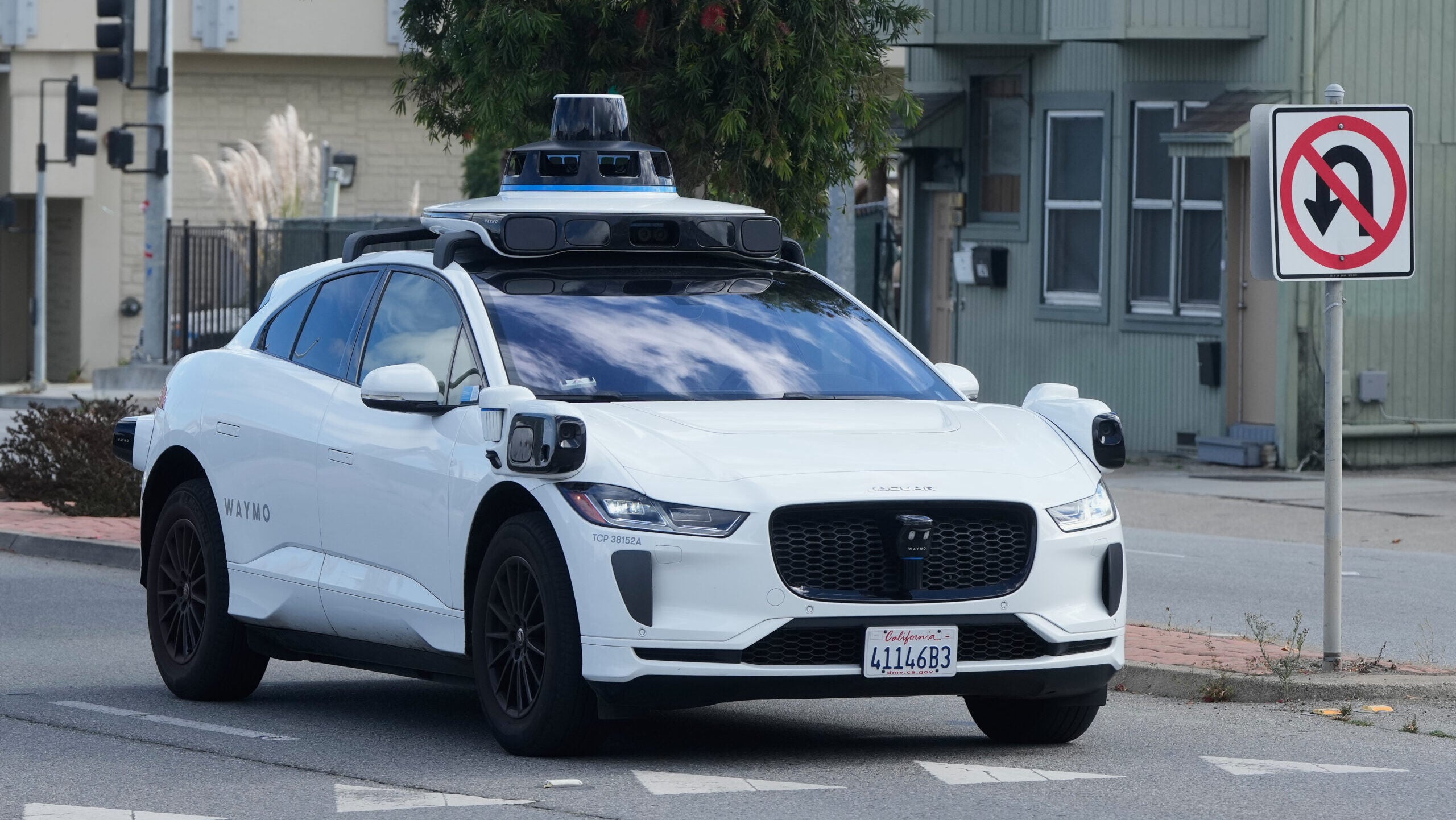 Minneapolis City Council fails to override mayor’s robotaxi veto — KSTP 5, Wayzata Government news