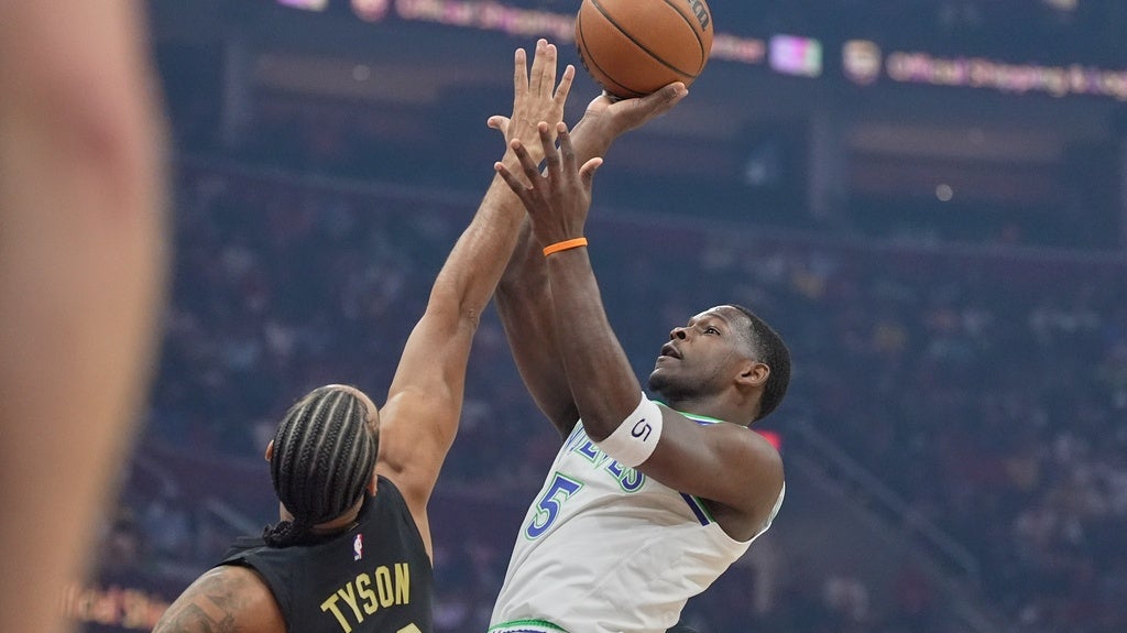 Timberwolves star Anthony Edwards officially undergoes successful surgery — Wayzata Health news