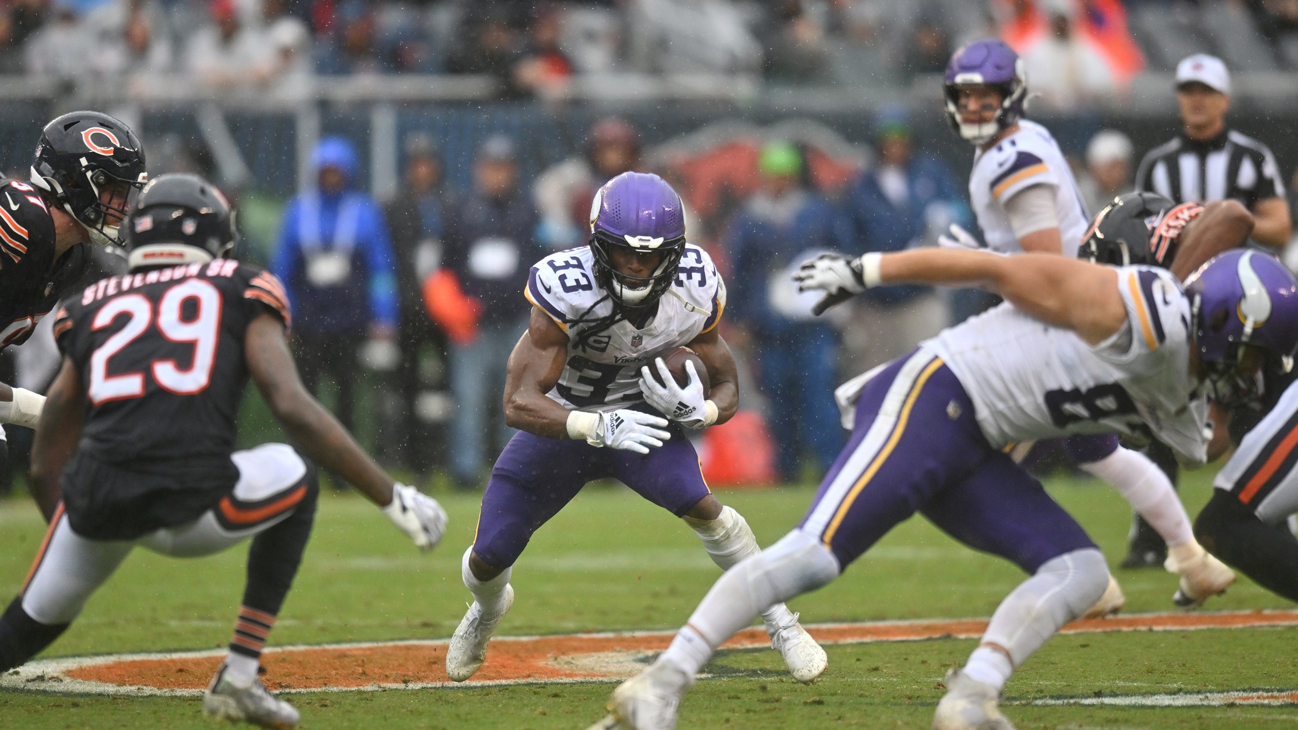 Surprise: Vikings RB Reveals Knee Injury He’s Playing Through — Minnesota Sports Fan, Wayzata Sports news