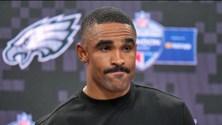 Eagles QB Jalen Hurts sidelined indefinitely with blood clots that could cost him the season — KARE 11 Sports, Wayzata Sports news