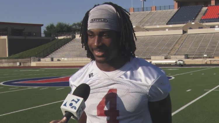 Midway's Lathan Whisenton sets school record for career rushing touchdowns — KCEN (Central Texas), Wayzata Schools news