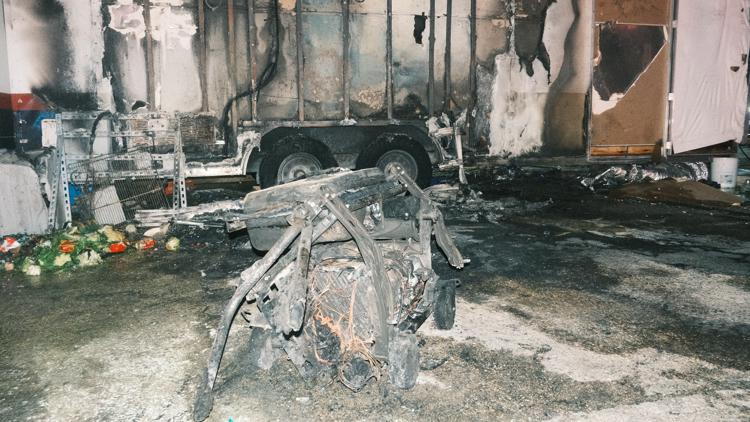 'I'm going back' | East Sixth Street food truck owner recovering after generator explosion burns trailer — KVUE (Austin), Wayzata Dining news