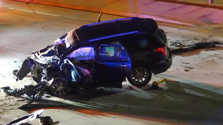 2 dead, 1 injured after rollover crash Wednesday night in East Austin — KVUE (Austin), Wayzata Community news