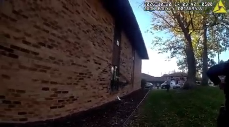 Watch: Deer seen crashing through apartment window in Wisconsin — FOX 9, Wayzata Community news