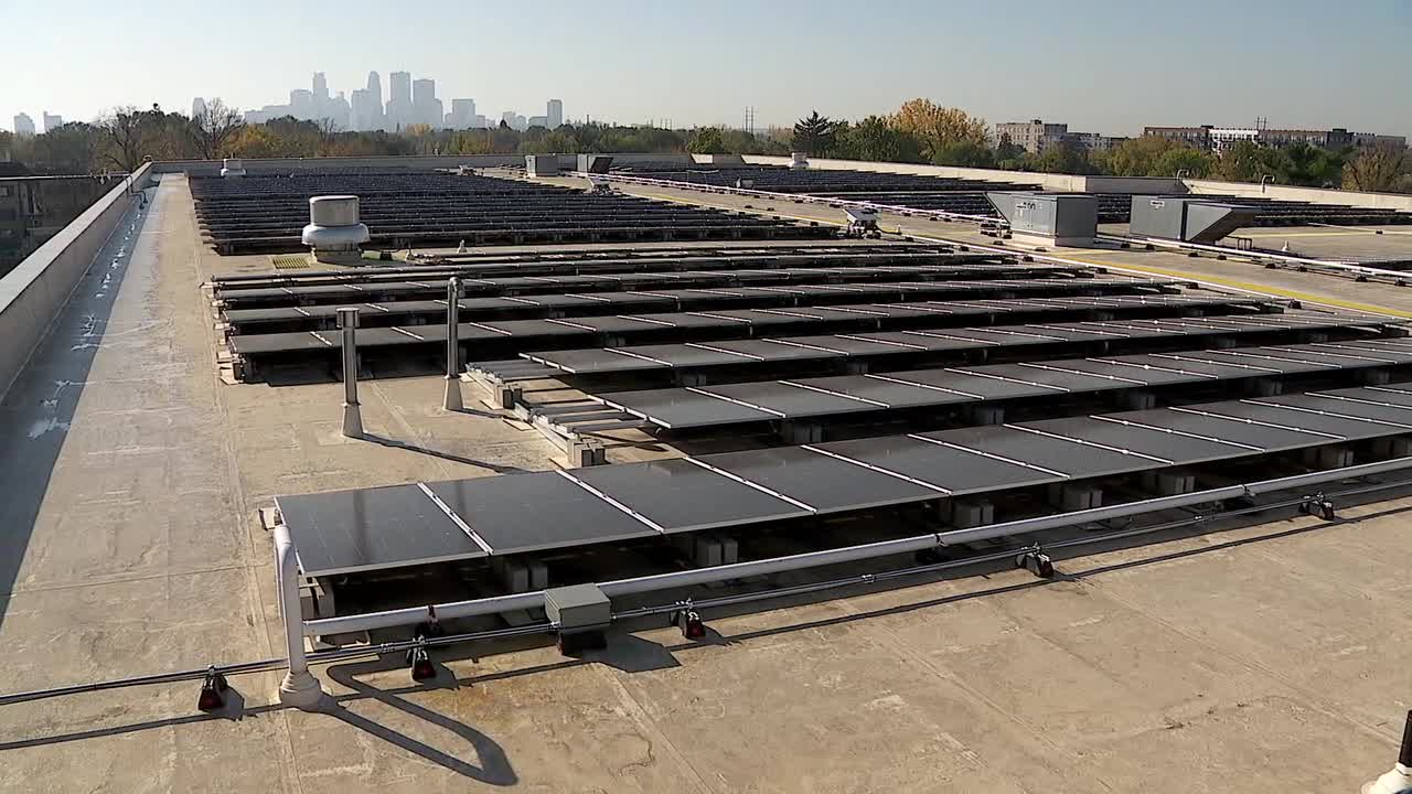 Minnesota nearing 400 solar-powered schools, 23 electric school buses purchased — FOX 9, Wayzata Schools news