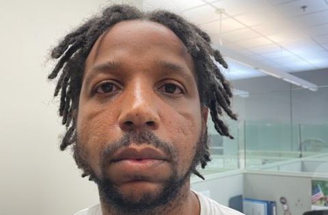 New Orleans jail worker sentenced for helping 10 inmates escape through toilet hole — FOX 9